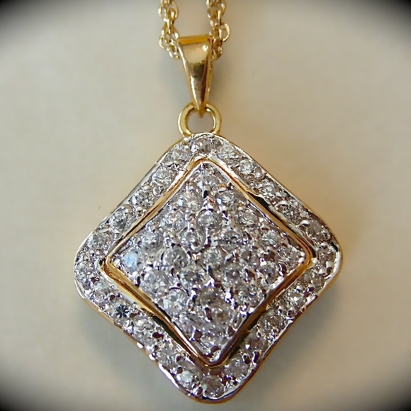 Paved Setting Cubic Zirconia Pendant with chain 18k Gold Filled jewelry necklace - Picture 1 of 4